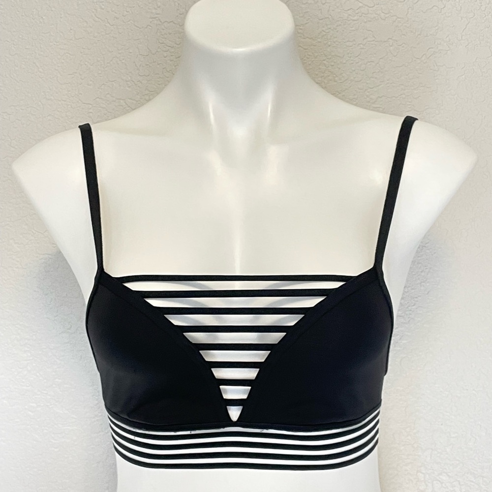 Victoria’s Secret PINK Ultimate Sports Bra, size XS